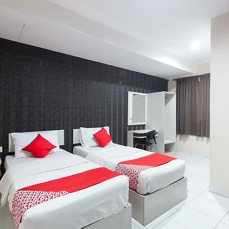 Super Oyo 1163 Hotel Pulai Ipoh Kültér fotó
