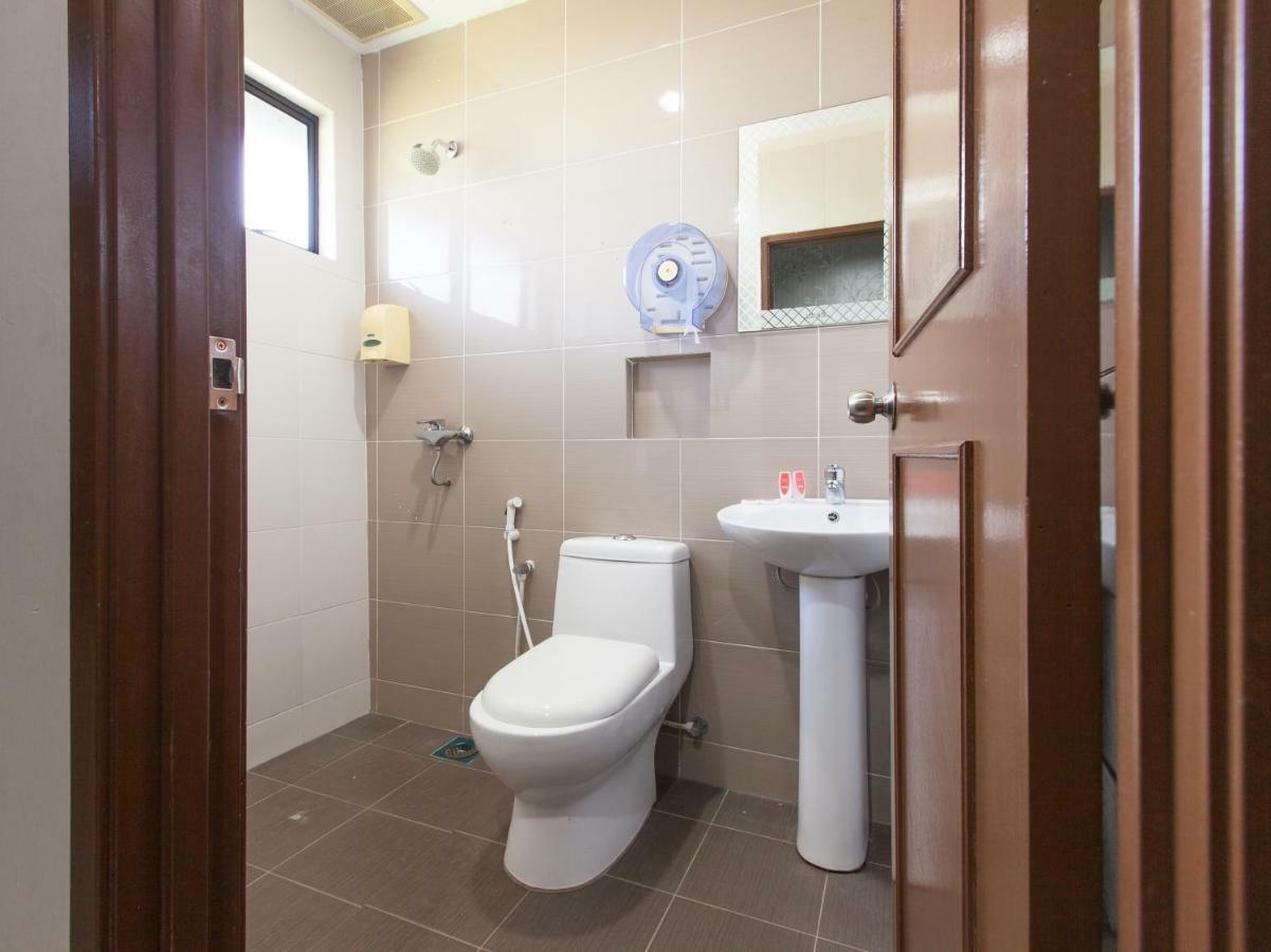 Super Oyo 1163 Hotel Pulai Ipoh Kültér fotó