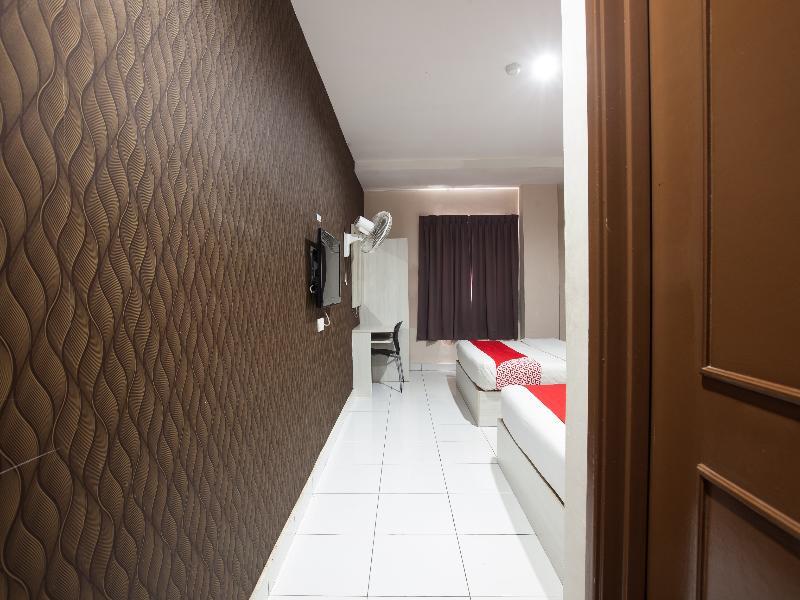 Super Oyo 1163 Hotel Pulai Ipoh Kültér fotó